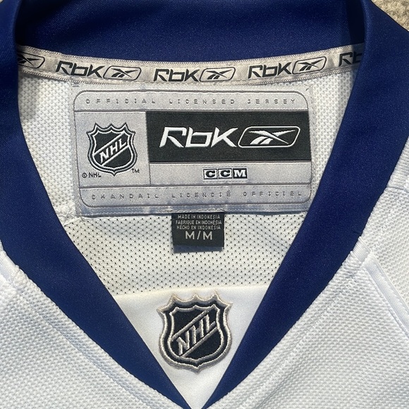 Toronto Maple Leafs Reebok Jersey - Picture 4 of 5